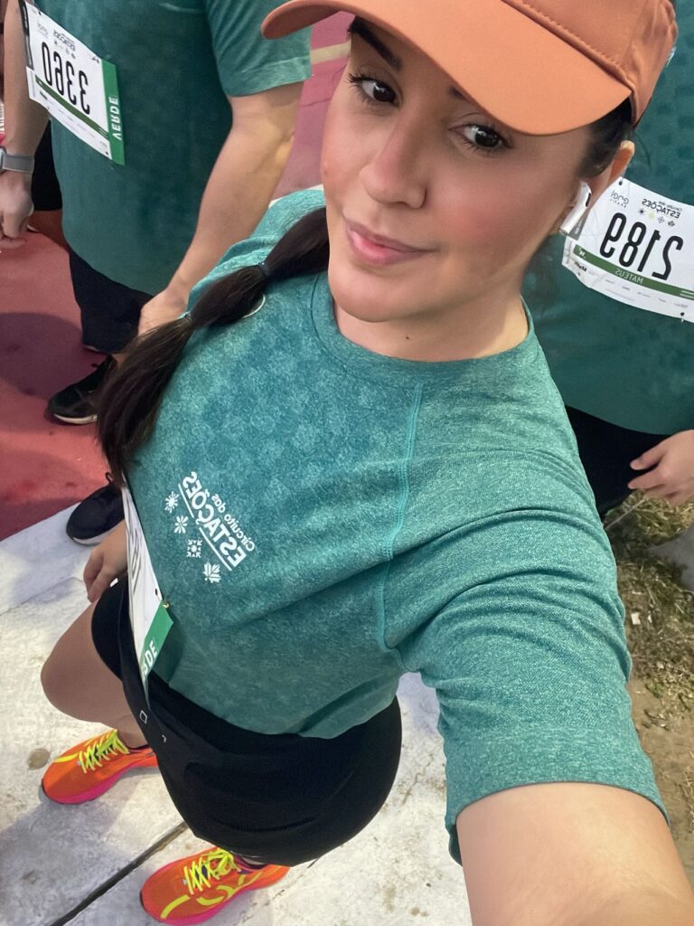 Instagram post from renatacandrade. This post is in position 6.